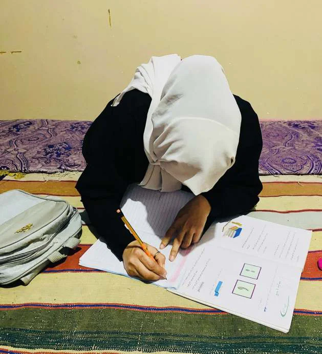 ninas-afganas-suspenden-para-seguir-en-la-escuela