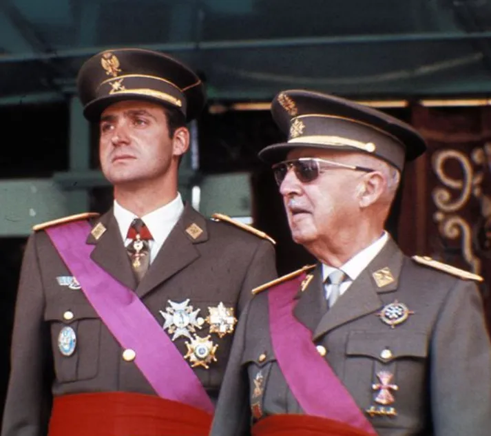 Captura desde 2025-11-12 22-16-44