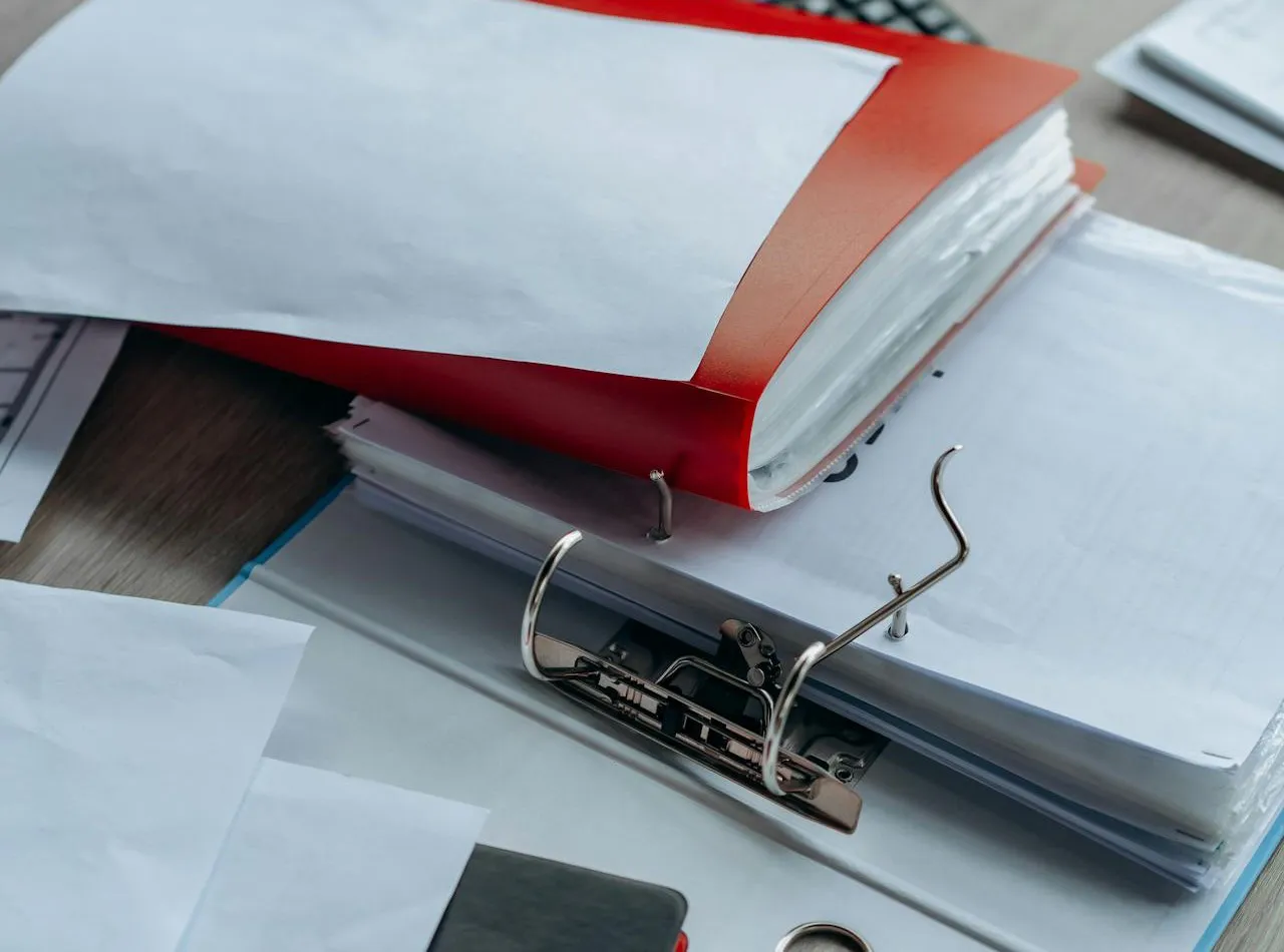 pexels-mikhail-nilov-8297536