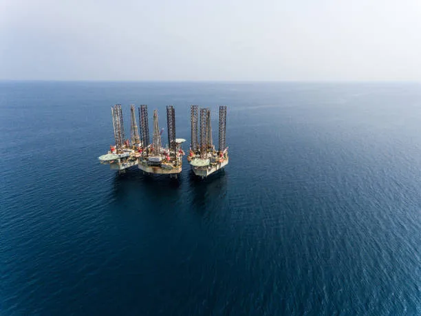 istockphoto-plataforma -612x612