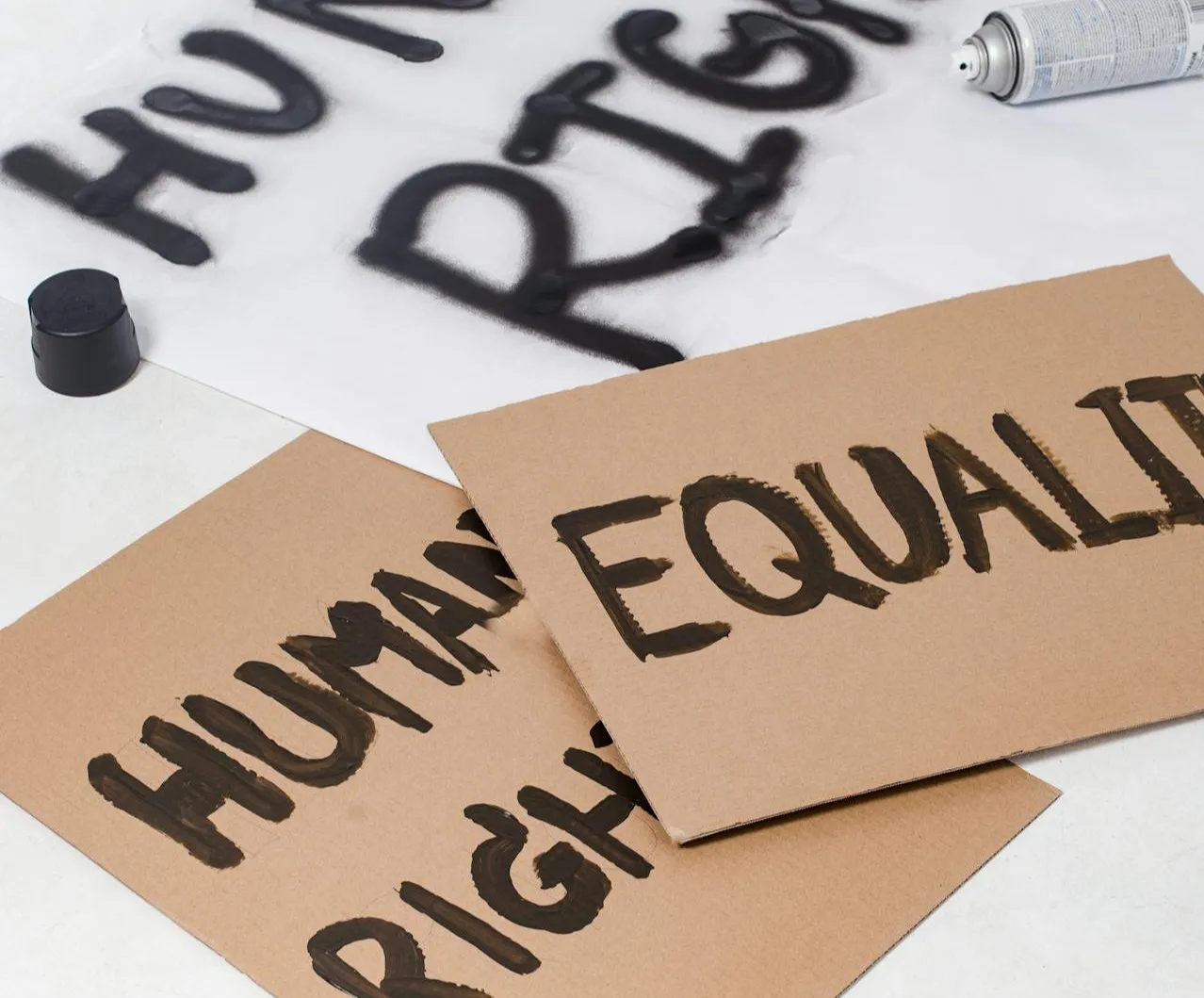 pexels-sora-shimazaki-5926357