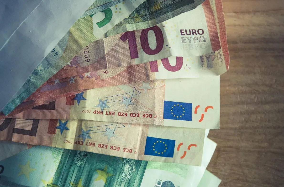 pexels-markusspiske-316401